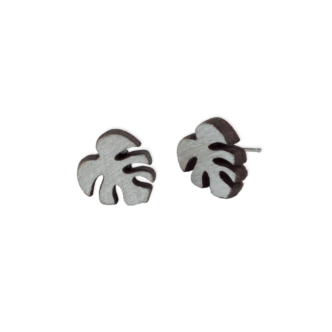 laser cut post earrings >> hypoallergenic >> silver monstera leaf